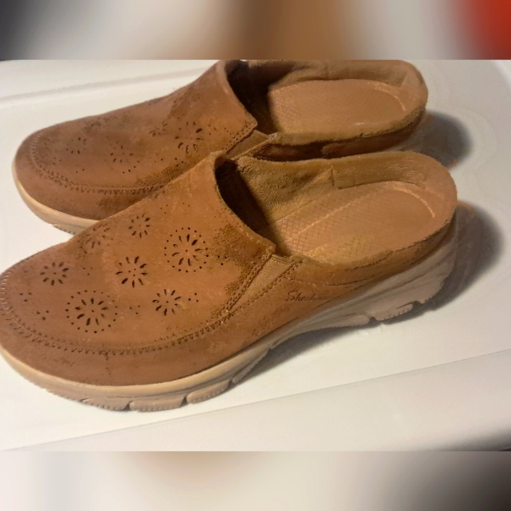 Skechers Women's Tan Slip-On Shoes